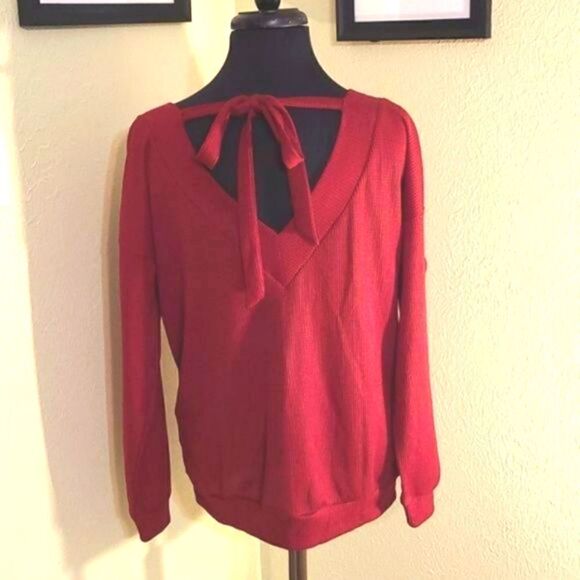 Red Top with Cut-out & Tie in the Back, Size Small - Picture 2 of 6